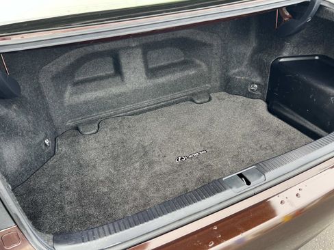 Used 2016 Lexus ES 300h Hybrid image 24