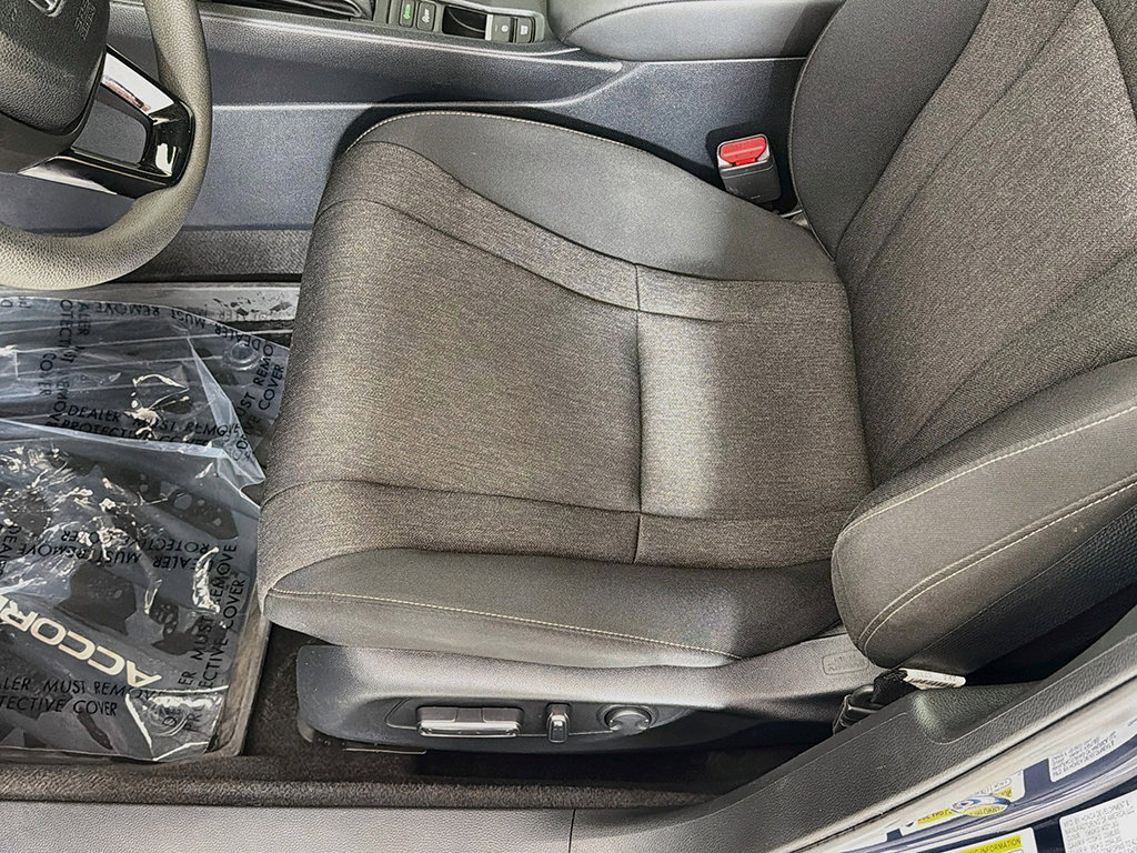 Used 2025 Honda Accord SE image 25