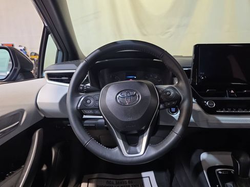 Used 2024 Toyota Corolla SE FWD image 11