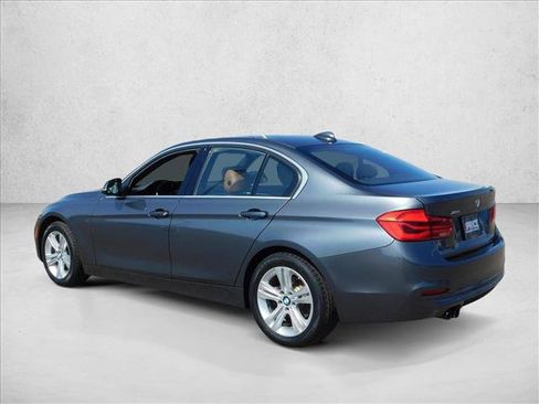 Used 2017 BMW 330i xDrive Sedan AWD/4WD image 14
