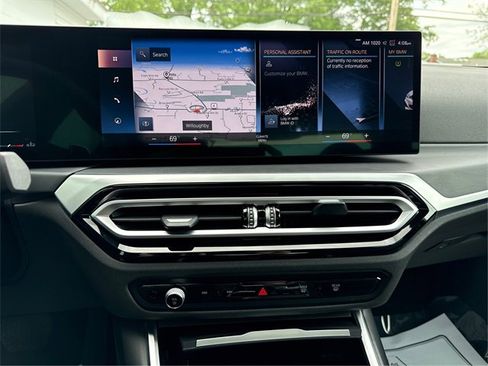 Used 2024 BMW 330i xDrive Sedan w/ Convenience Package image 15