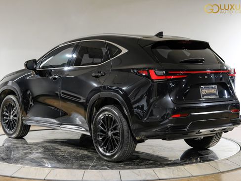 Used 2023 Lexus NX 250 FWD w/ Towing Package (2000 Lbs) image 12