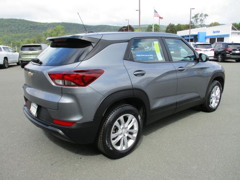 Used 2021 Chevrolet TrailBlazer LS AWD/4WD image 5
