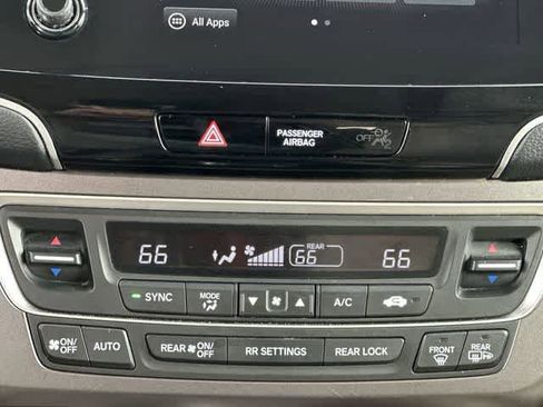 Used 2022 Honda Pilot Special Edition image 15