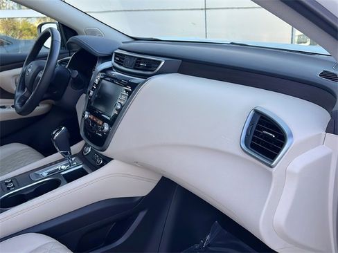 Used 2024 Nissan Murano Platinum w/ Cargo Package image 32