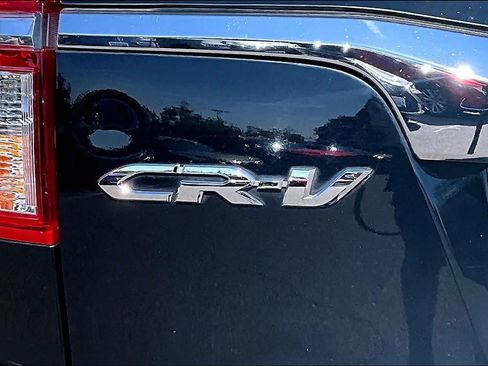 Used 2016 Honda CR-V LX image 9