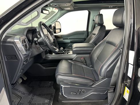 Used 2022 Ford F150 Lariat w/ Equipment Group 502A High AWD/4WD image 13