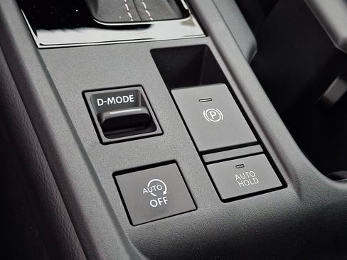 New 2026 Nissan Sentra SV w/ SV Convenience Package FWD image 17
