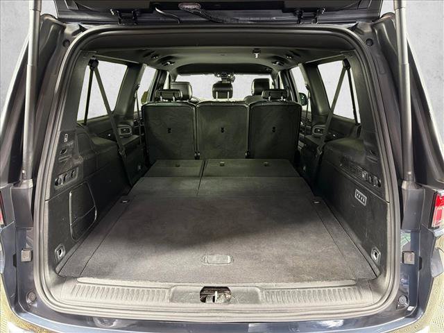 Used 2024 Jeep Wagoneer L Series II w/ Flexible Seating Group AWD/4WD image 19