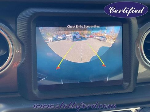 Used 2020 Jeep Wrangler Unlimited Sahara image 26