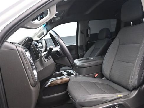 Used 2022 GMC Sierra 1500 Elevation w/ Driver Alert Package I image 9