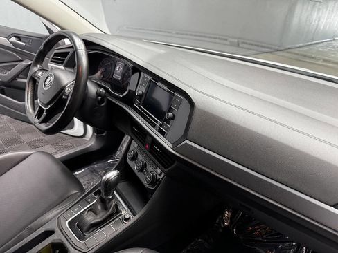 Used 2019 Volkswagen Jetta SE image 53