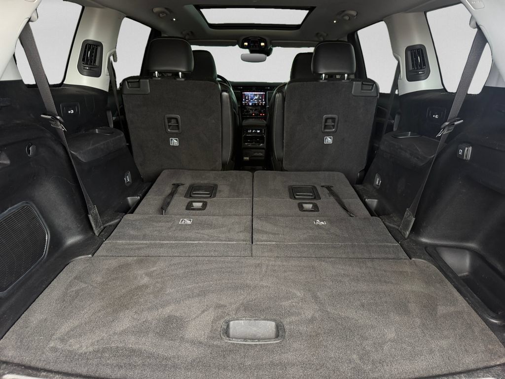 Used 2021 Jeep Grand Cherokee L Limited AWD/4WD image 28