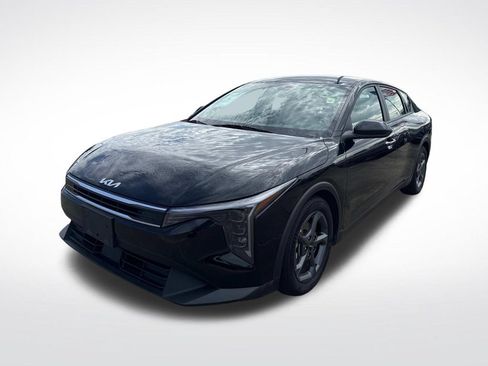 Used 2025 Kia K4 FWD image 3