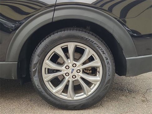 Used 2022 Ford Explorer Limited w/ Equipment Group 301A image 33