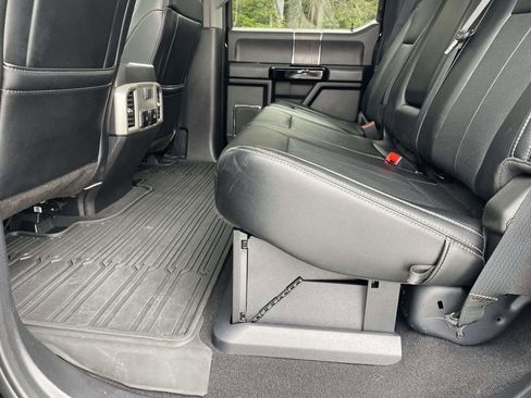 Used 2021 Ford F250 Lariat w/ Lariat Ultimate Package image 11