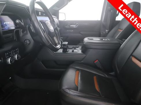 Used 2022 GMC Sierra 1500 AT4 w/ AT4 Preferred Package AWD/4WD image 16
