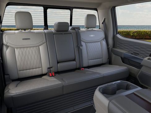 New 2026 Ford F250 Platinum w/ Platinum Plus Package image 11