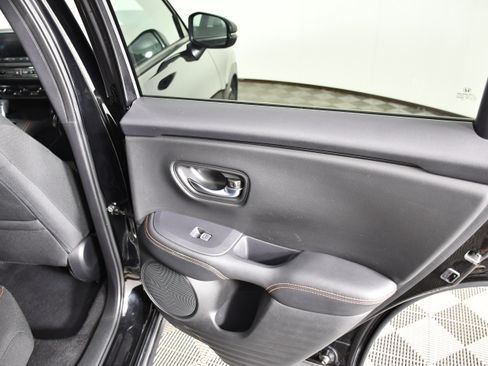 Certified 2025 Honda HR-V Sport image 42