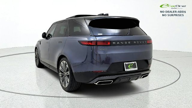 Used 2024 Land Rover Range Rover Sport SE AWD/4WD image 6