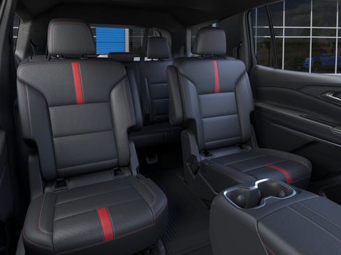 New 2026 Chevrolet Traverse RS w/ LPO, Floor Liner Package image 17