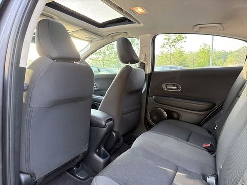 Used 2021 Honda HR-V EX image 17