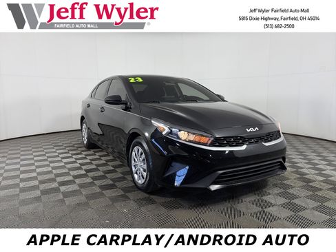 Used 2023 Kia Forte LX image 1