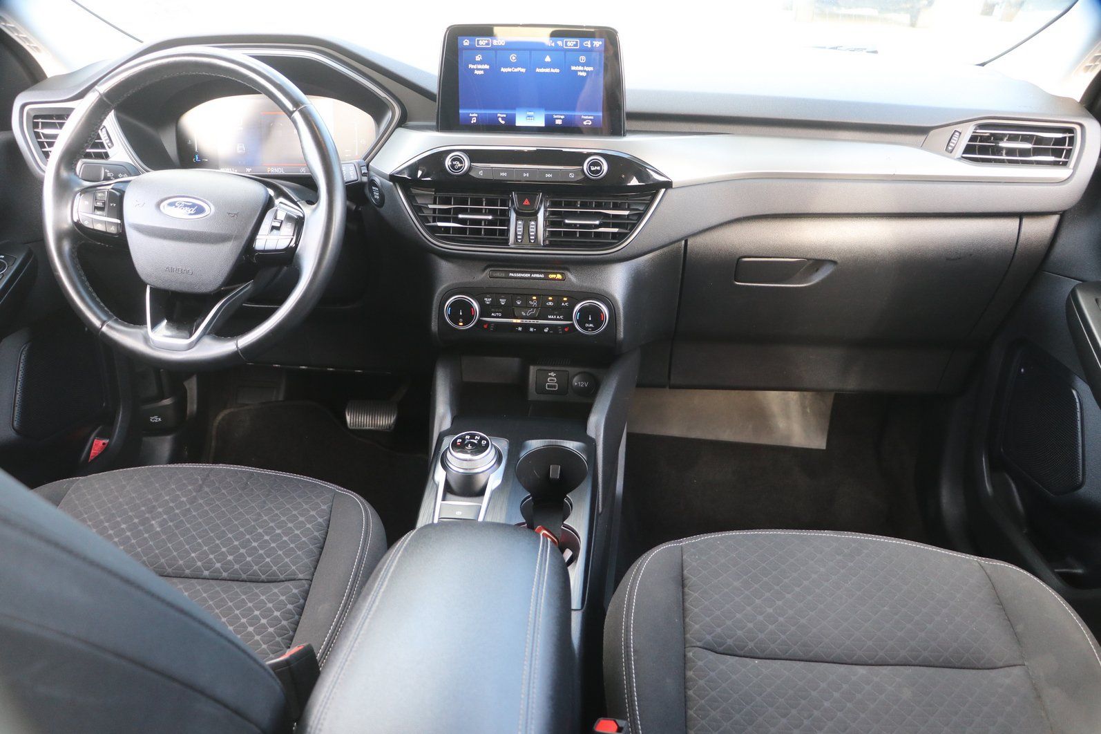 Used 2024 Ford Escape Active w/ Cold Weather Package FWD image 16