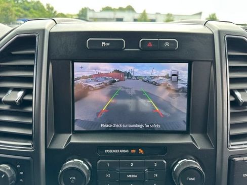 Used 2020 Ford F150 XLT w/ Equipment Group 302A Luxury AWD/4WD image 24