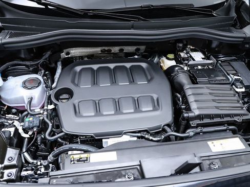 New 2026 Volkswagen Tiguan SE AWD/4WD image 28