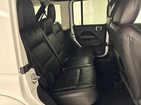 Used 2021 Jeep Wrangler Unlimited Sahara w/ Uconnect 4C Nav & Sound Group image 21