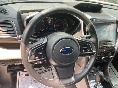 Used 2020 Subaru Ascent Premium w/ Convenience Package AWD/4WD image 18