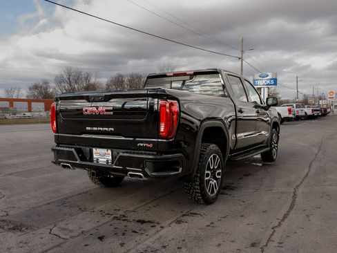 Used 2024 GMC Sierra 1500 AT4 w/ AT4 Carbonpro Edition image 7