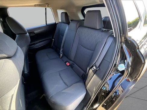 Used 2023 Toyota Corolla Cross LE w/ Moonroof Package FWD image 21