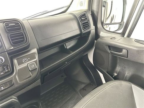 Used 2023 RAM ProMaster 2500 image 22