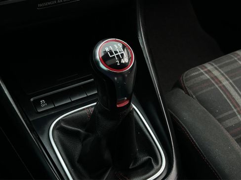 Used 2011 Volkswagen GTI 2-Door FWD image 12