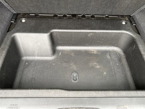 Used 2024 Jeep Wrangler Sport S image 11