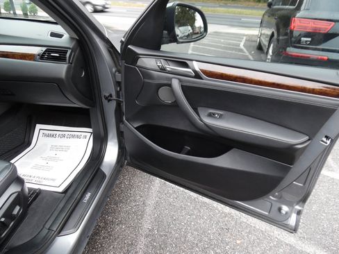 Used 2017 BMW X3 xDrive28i image 21