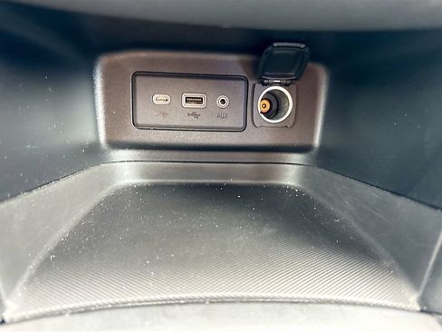 Used 2019 Chevrolet Equinox LT AWD/4WD image 29