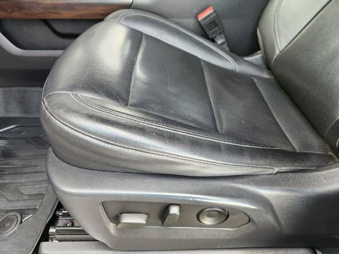 Used 2023 GMC Sierra 1500 SLT w/ SLT Premium Package image 21