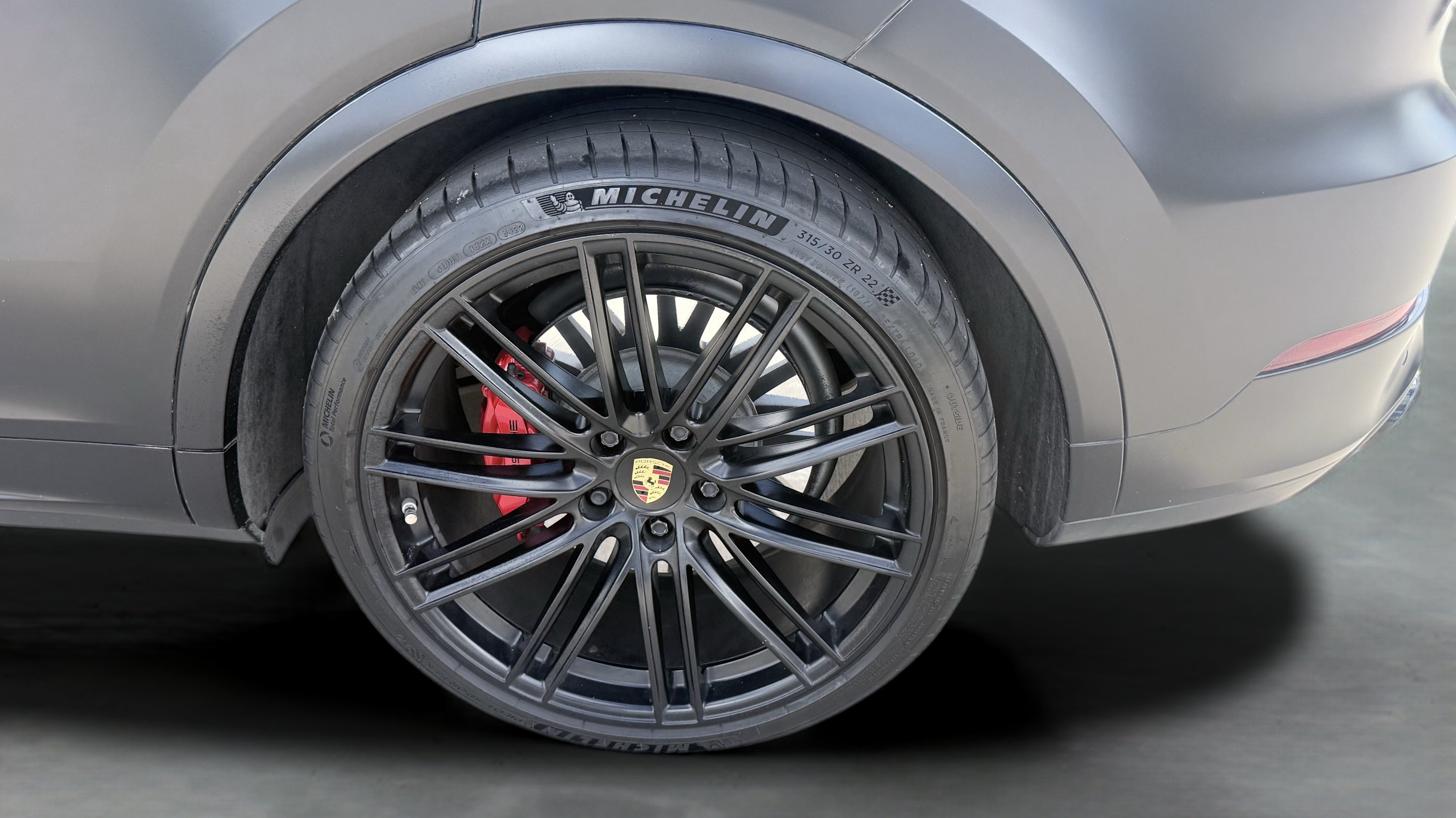Used 2021 Porsche Cayenne Turbo AWD/4WD image 26