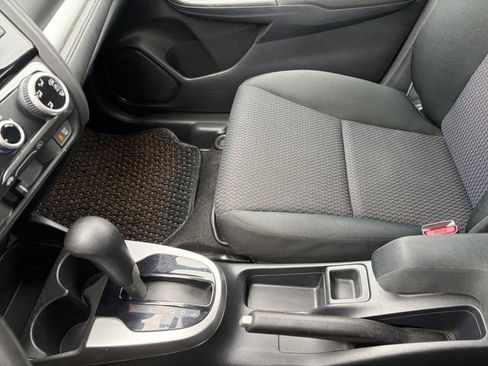 Used 2018 Honda Fit LX image 12