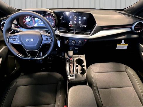 New 2026 Chevrolet Trax RS w/ Sunroof Package FWD image 2