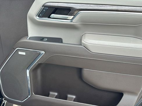 Certified 2024 Chevrolet Silverado 1500 LTZ AWD/4WD image 22