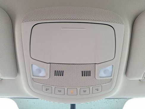 Used 2018 Lincoln MKC Premiere image 21