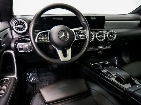Used 2020 Mercedes-Benz CLA 250 image 14