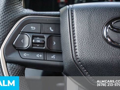 Used 2026 Toyota Tundra Limited AWD/4WD image 28