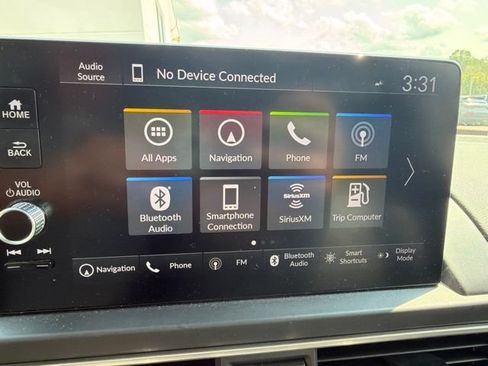 Used 2025 Honda Pilot Touring image 14