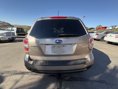 Used 2015 Subaru Forester 2.5i Premium w/ Popular Package #2 AWD/4WD image 4