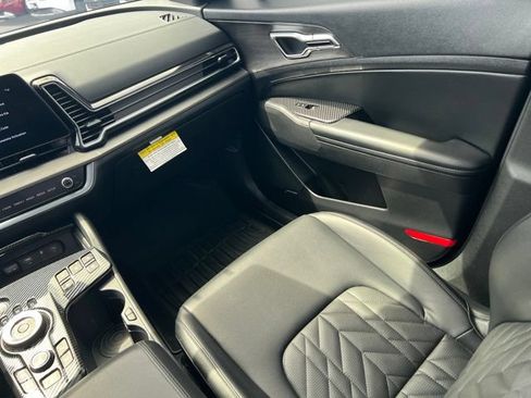 Certified 2025 Kia Sportage X-Line Prestige AWD/4WD image 15